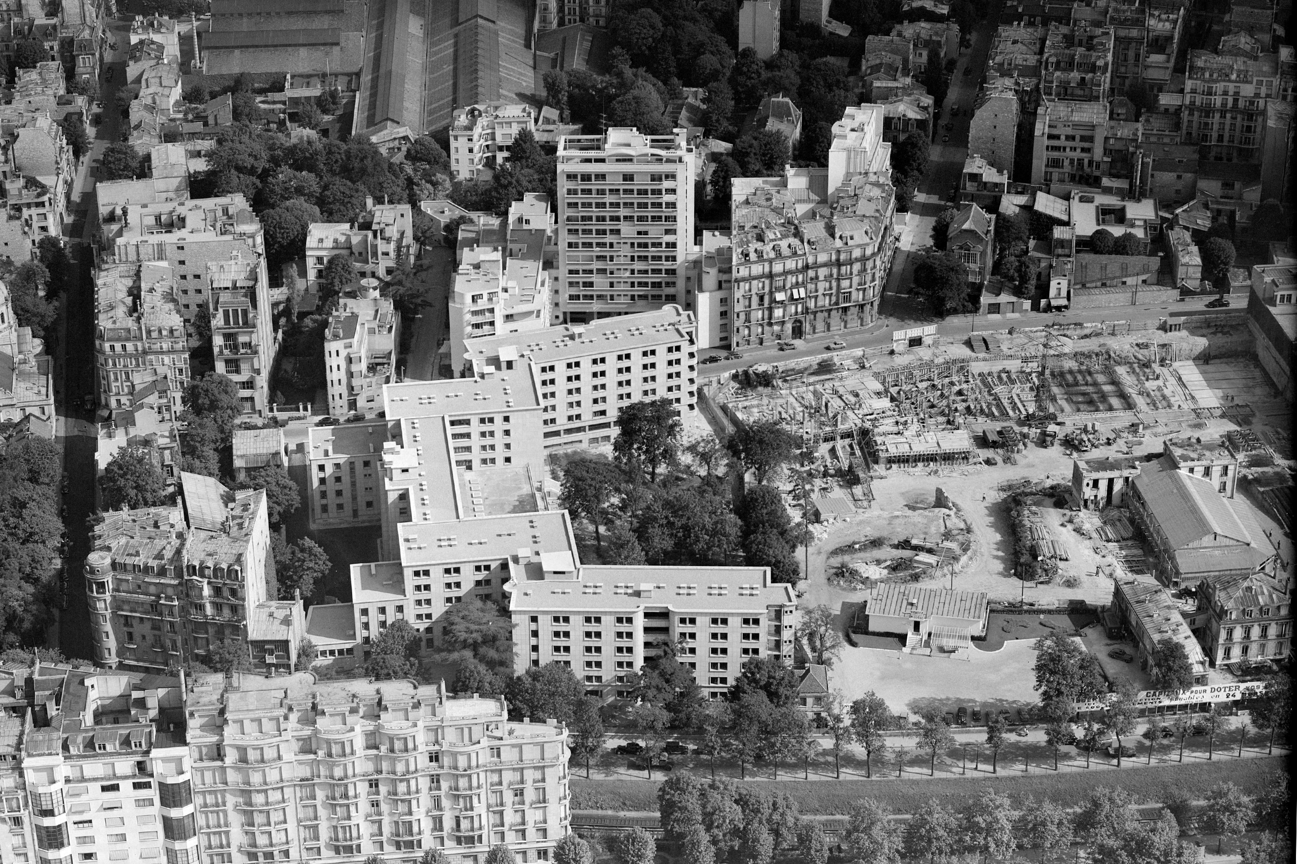 Construction de 58 logements locatif sociaux, crèche et parking pour la RIVP, Paris XVIe (75)