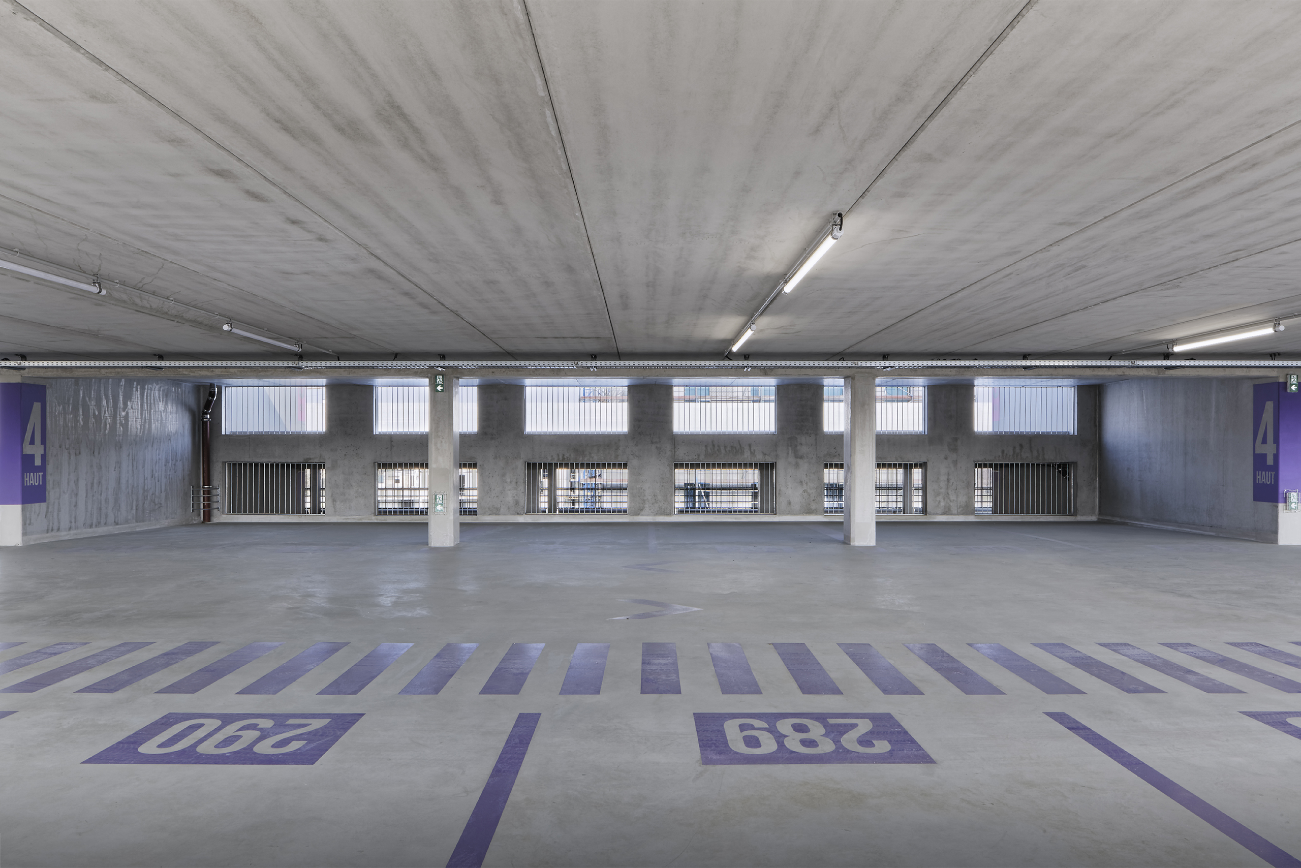 Construction d’un parking silo de 340 places, éco-quartier Danube de Strasbourg (67) COSA assure également la coordination urbaine de l’îlot et la construction d’un immeuble de logement et activités